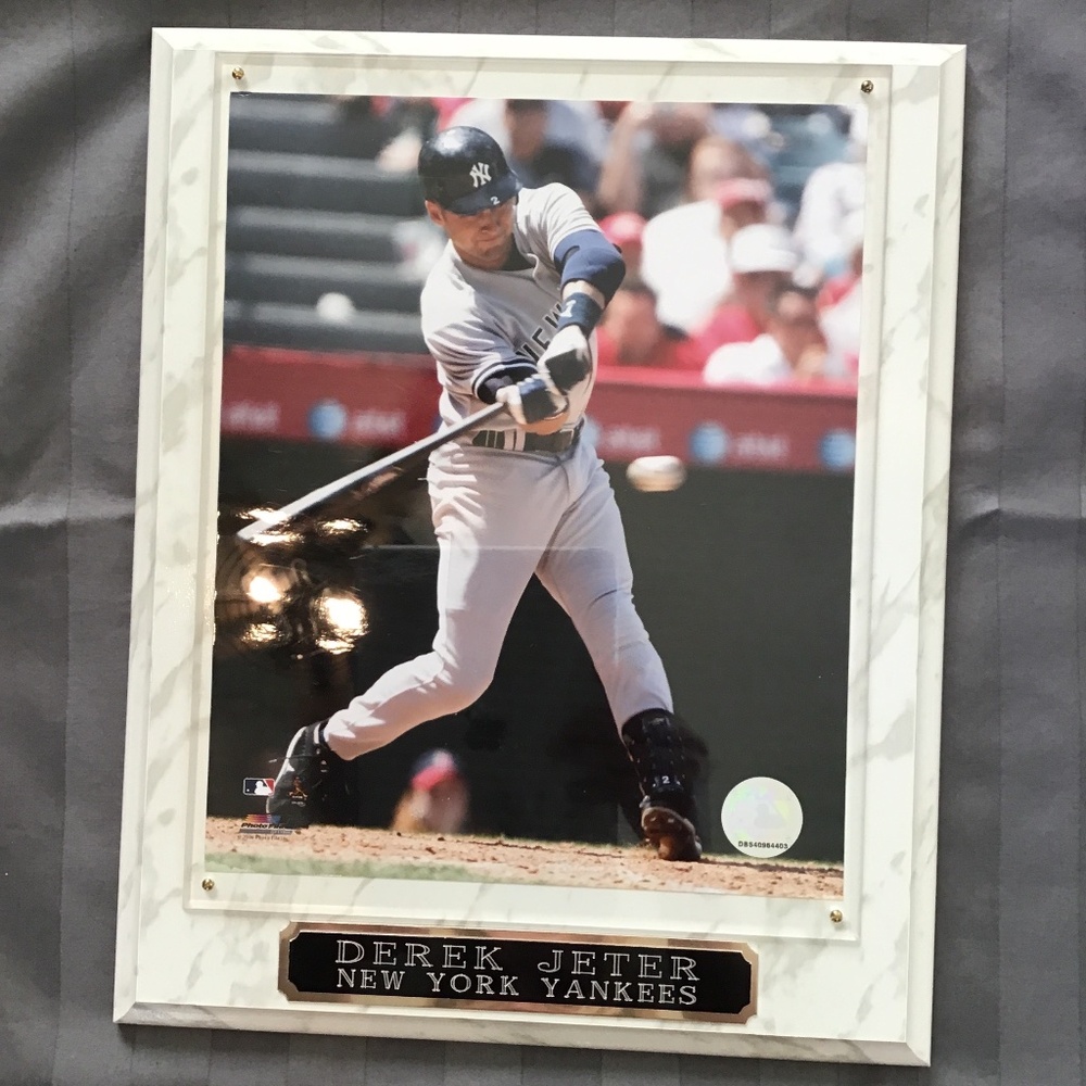 Derek Jeter New York Yankees Memorabilia